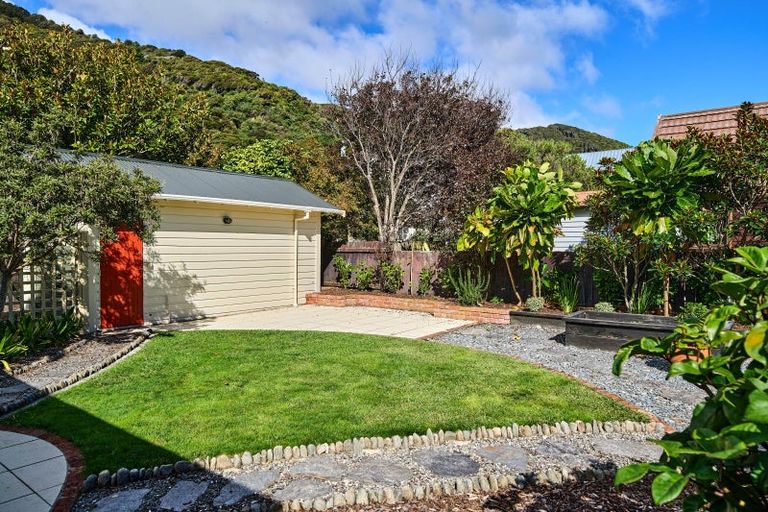 Photo of property in 13 Miro Street, Eastbourne, Lower Hutt, 5013