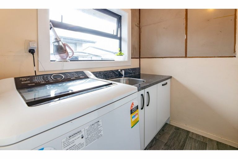 Photo of property in 34 Vancouver Crescent, Wainoni, Christchurch, 8061