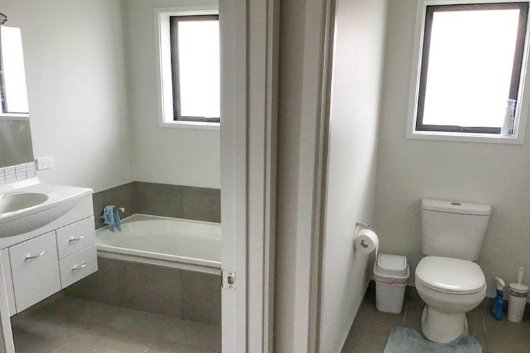 Photo of property in 31 Merrimana Drive, Thames, 3500