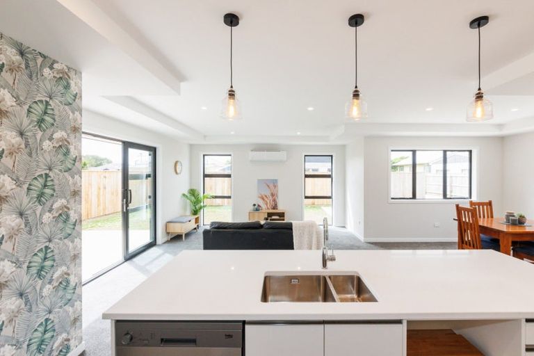 Photo of property in 13a Saxton Street, Levin, 5510