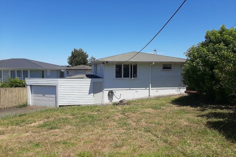 Photo of property in 1/46 Lyttelton Avenue, Forrest Hill, Auckland, 0620