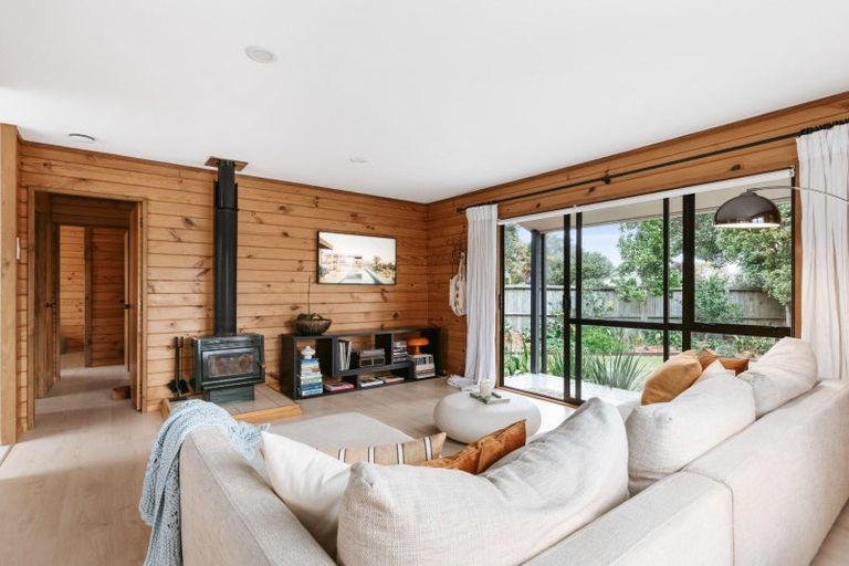 Photo of property in 4 Emerald Place, Papamoa Beach, Papamoa, 3118