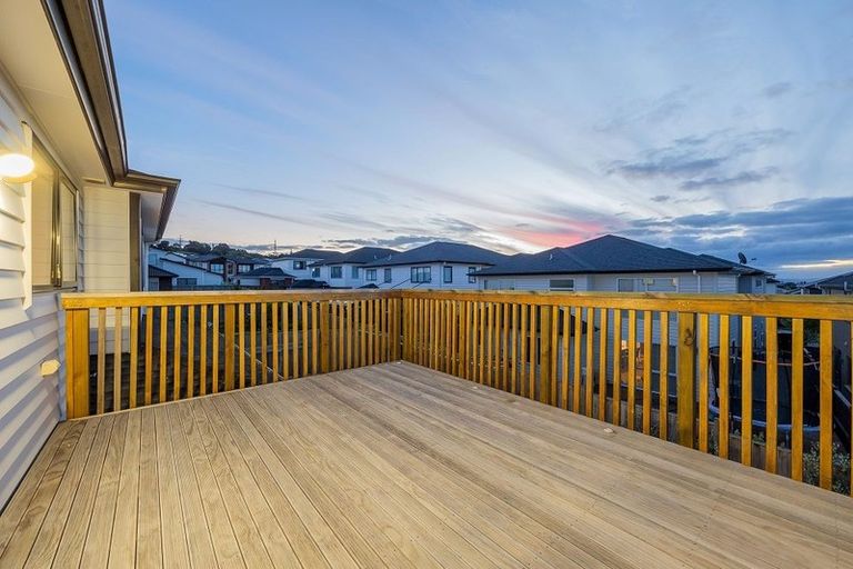 Photo of property in 10 Drumconnell Drive, Flat Bush, Auckland, 2019