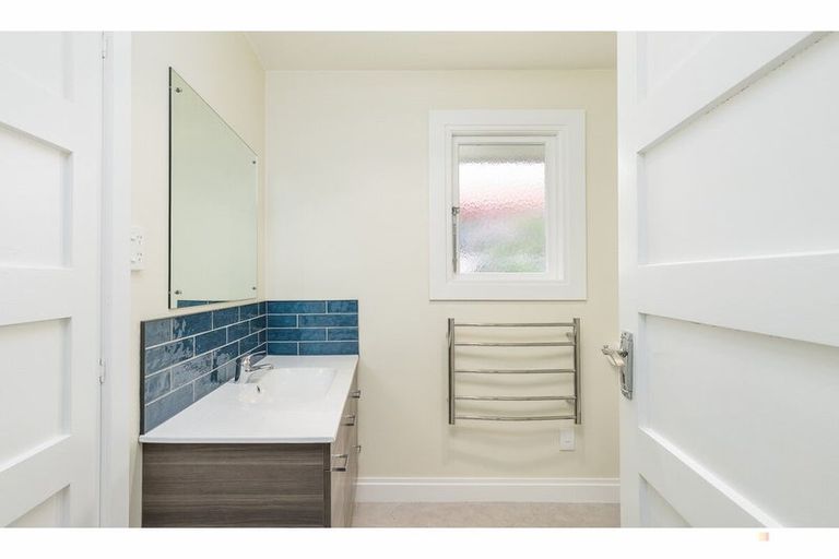 Photo of property in 51 Rhodes Street, Waimate, 7924