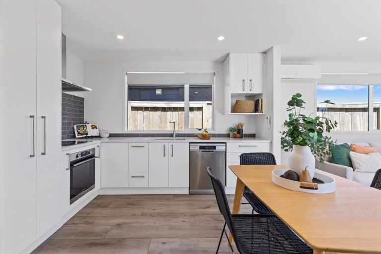 Photo of property in 7 Tangaroa Place, Poike, Tauranga, 3112