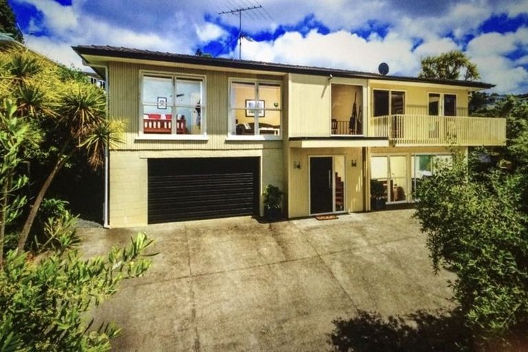Photo of property in 21 St Ives Terrace, Mairangi Bay, Auckland, 0630