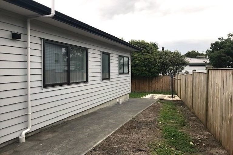 Photo of property in 43 Huarahi Pai Road, Huapai, Kumeu, 0810