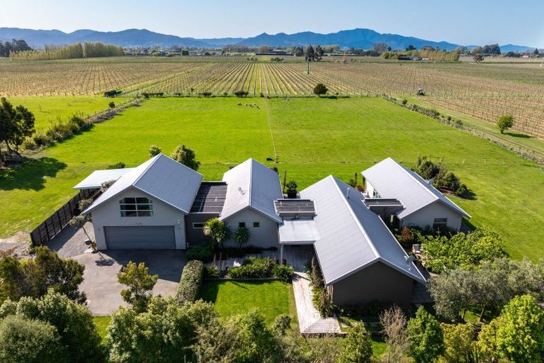 Photo of property in 159 Dry Hills Lane, Riverlands, Blenheim, 7274