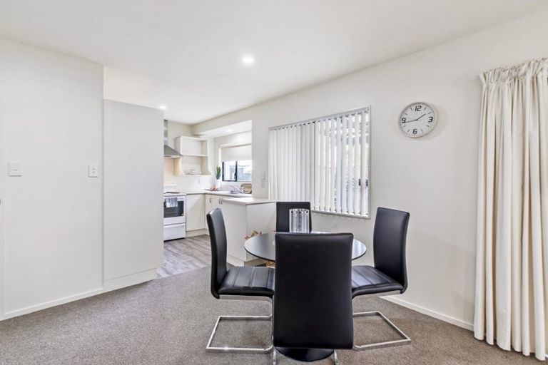 Photo of property in 2/129 Coronation Road, Papatoetoe, Auckland, 2025