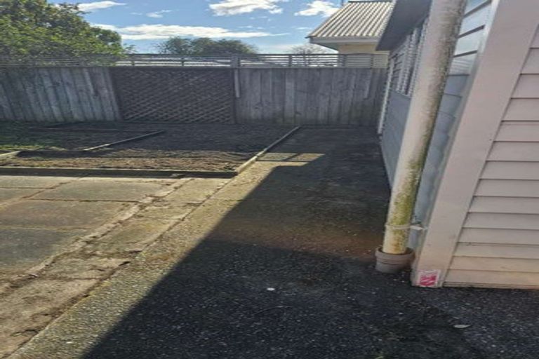 Photo of property in 51 Grahams Road, Ilam, Christchurch, 8041