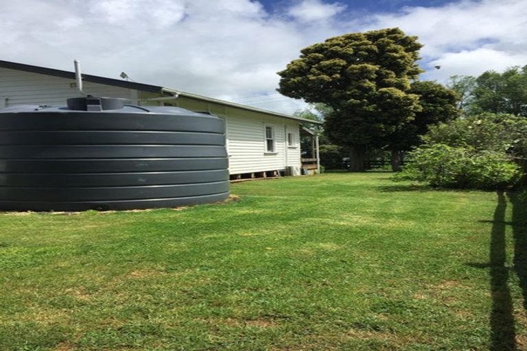 Photo of property in 64 Tuhimata Road, Paerata, Pukekohe, 2676