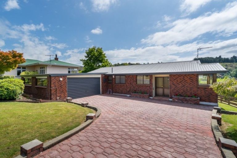 Photo of property in 53 Martin Road, Fairfield, Dunedin, 9018