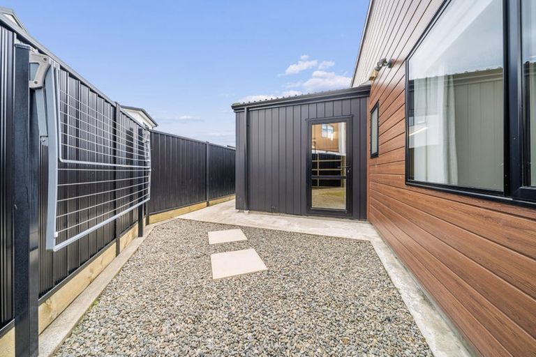 Photo of property in 18 Aston Crescent, Wallaceville, Upper Hutt, 5018