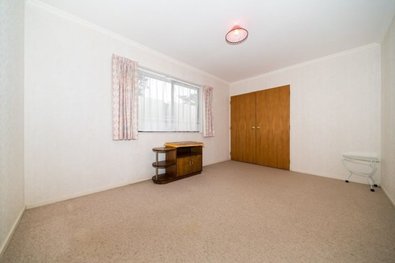 Photo of property in 104 Featherston Street, Takaro, Palmerston North, 4412