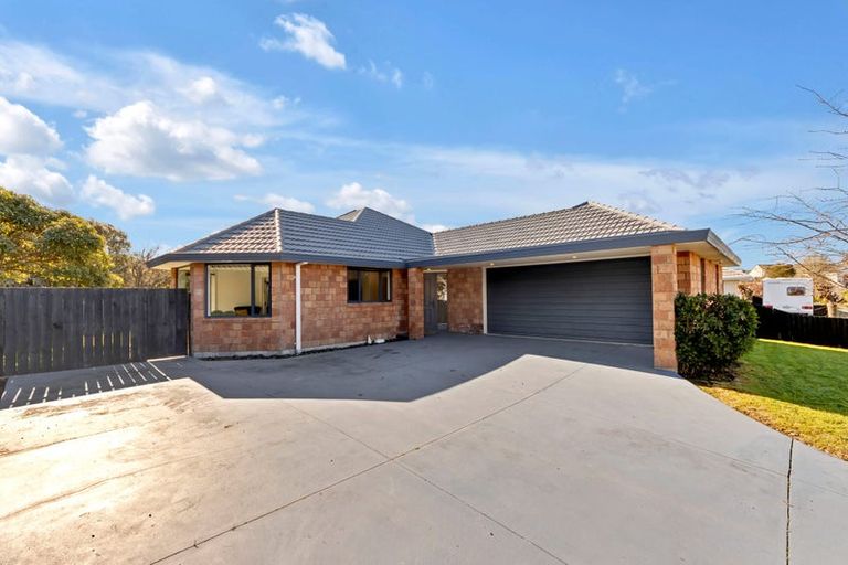 Photo of property in 21 Forest Drive, Parklands, Christchurch, 8083