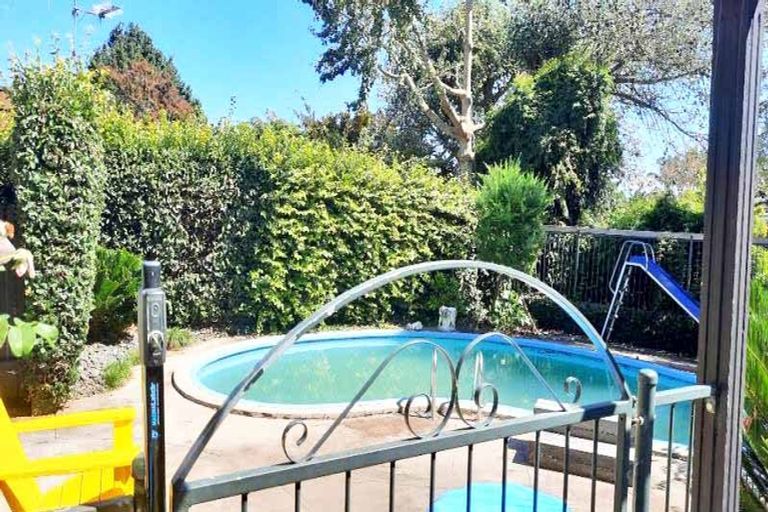 Photo of property in 71 Hooker Avenue, Chedworth, Hamilton, 3210