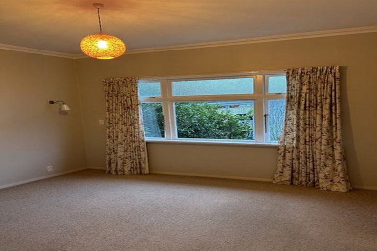 Photo of property in 14 Kuratawhiti Street, Greytown, 5712