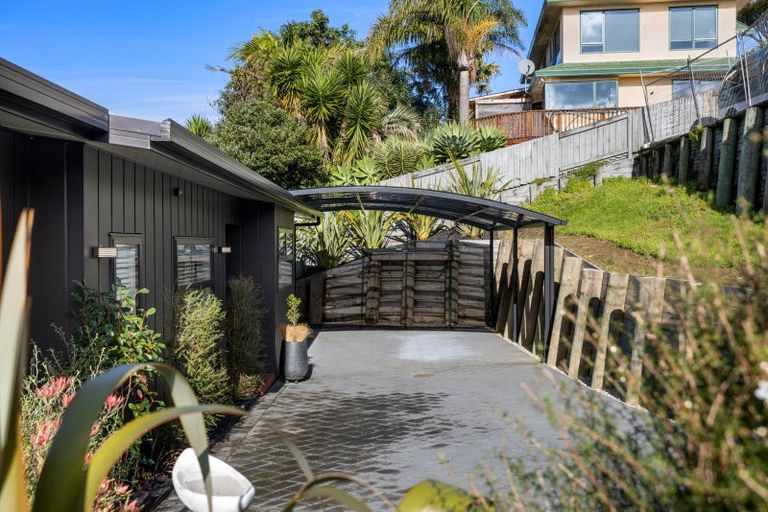 Photo of property in 33a Homestead Place, Welcome Bay, Tauranga, 3112