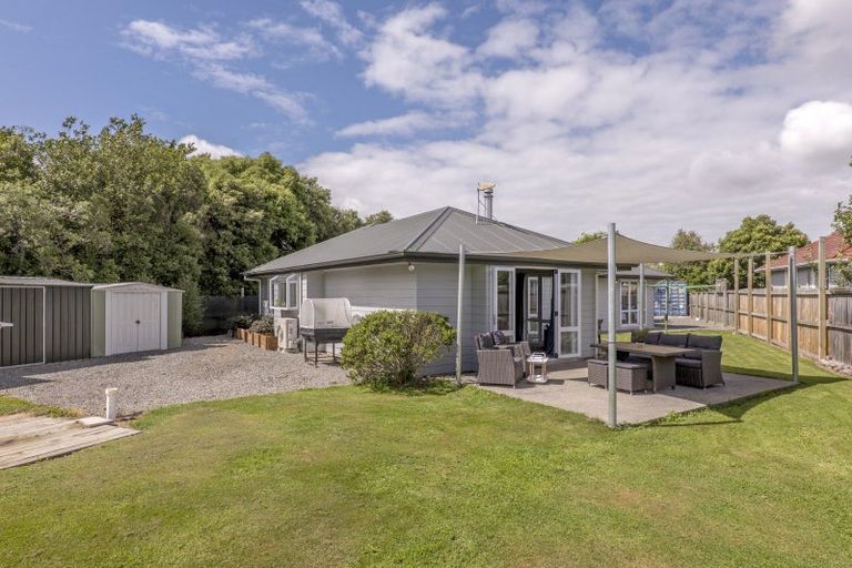 Photo of property in 15 Cross Street, Coalgate, 7673