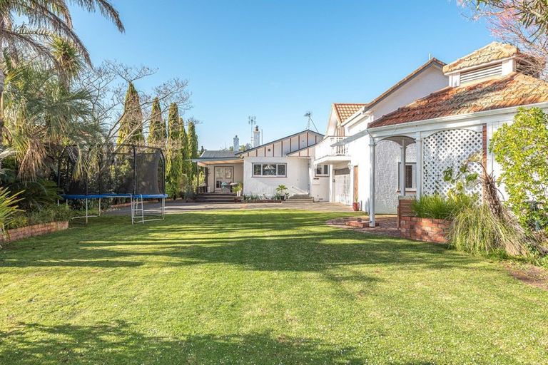 Photo of property in 9 Tregarth Street, Saint Johns Hill, Whanganui, 4501