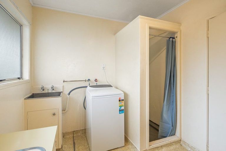 Photo of property in 2/10 Box Hill, Khandallah, Wellington, 6035