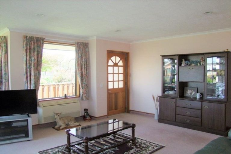 Photo of property in 2 Duthie Street, Milton, 9220