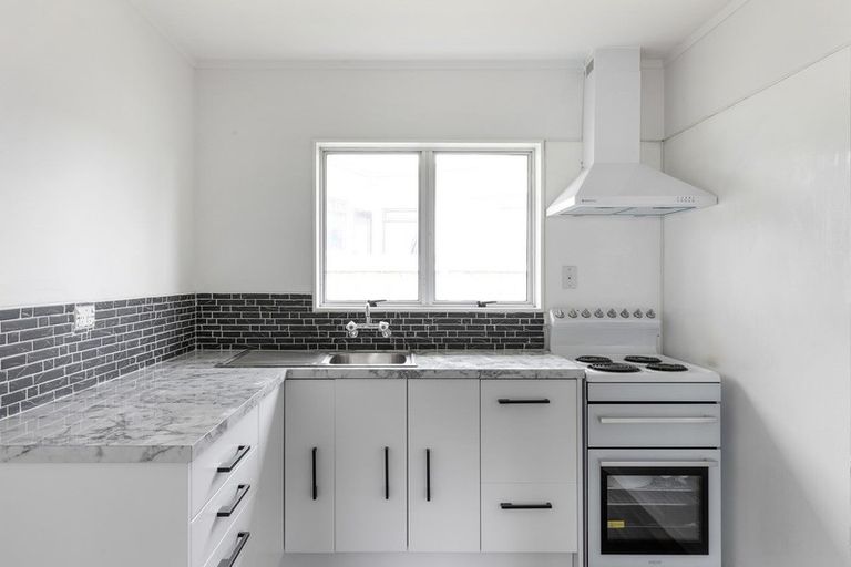 Photo of property in 2/3 Harris Street, Te Puke, 3119