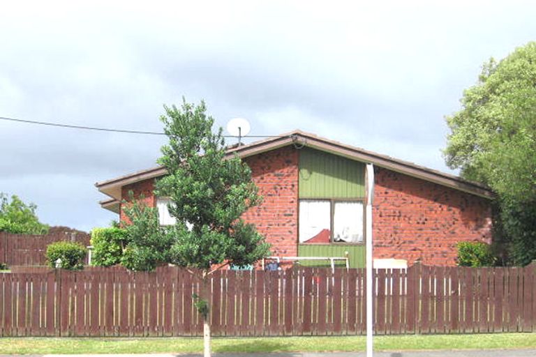 Photo of property in 154 Sturges Road, Henderson, Auckland, 0612