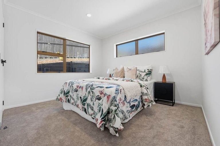 Photo of property in 8 Caldecote Place, Flat Bush, Auckland, 2019