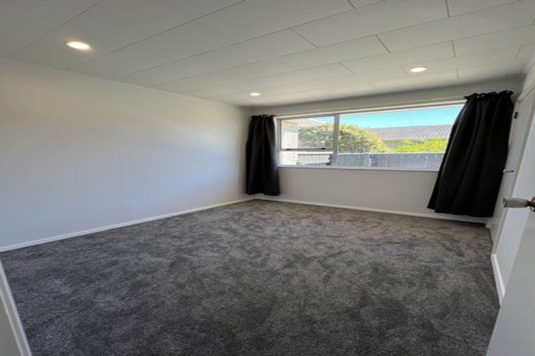 Photo of property in 13 Saint Ronans Avenue, Waterloo, Lower Hutt, 5011