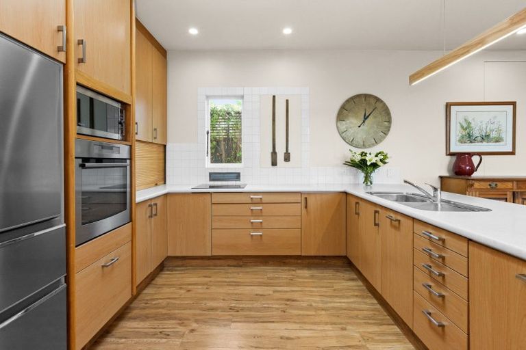 Photo of property in 42 Mchardy Street, Havelock North, 4130