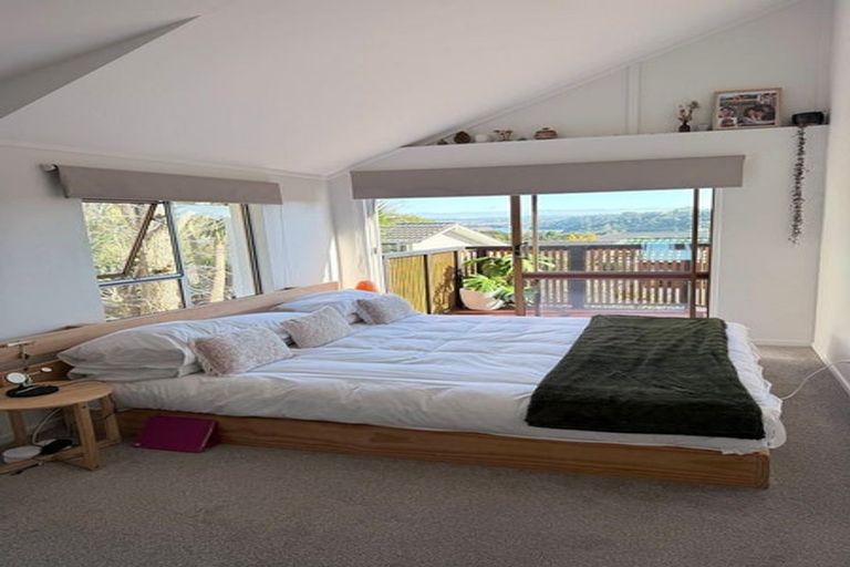 Photo of property in 2/20 Bayview Road, Bayview, Auckland, 0629