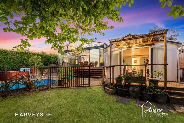 Photo of property in 20 Jillian Drive, Ranui, Auckland, 0612
