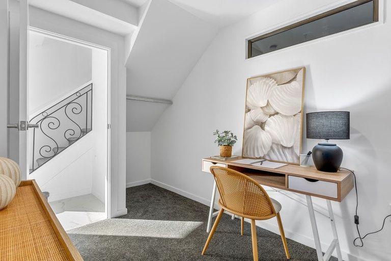 Photo of property in 8 Happy Home Road, Westmorland, Christchurch, 8025