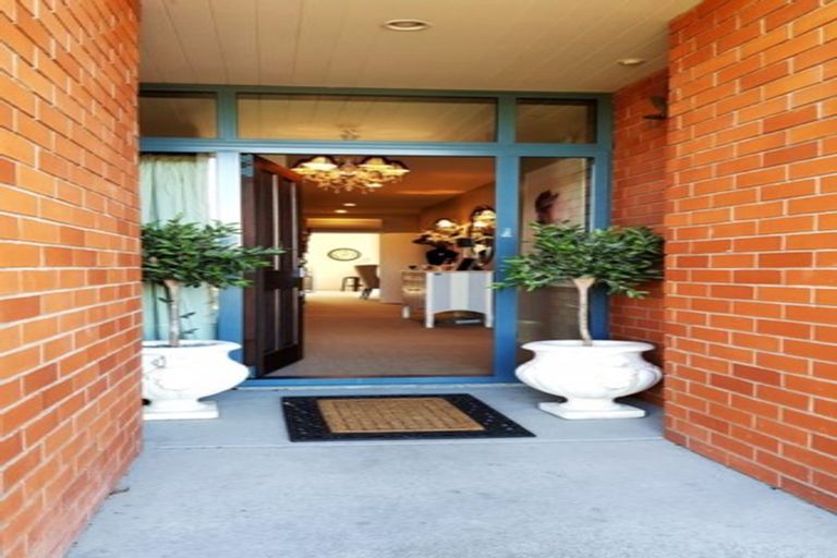 Photo of property in 100 South Belt, Rangiora, 7400