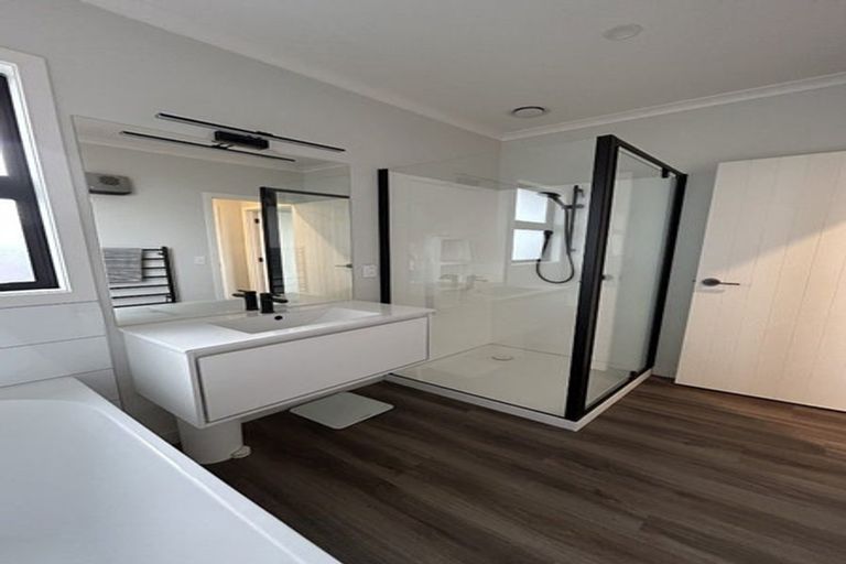 Photo of property in 30 Katania Heights, Brightwater, 7022