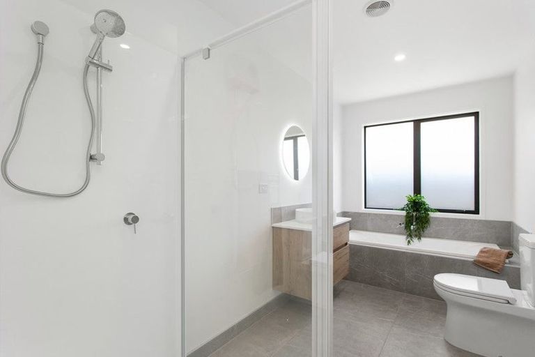 Photo of property in 6 Earl Way, Amberley, 7410