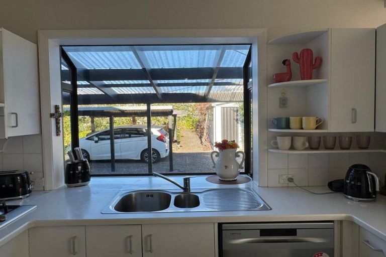 Photo of property in 48 Te Mata Road, Havelock North, 4130