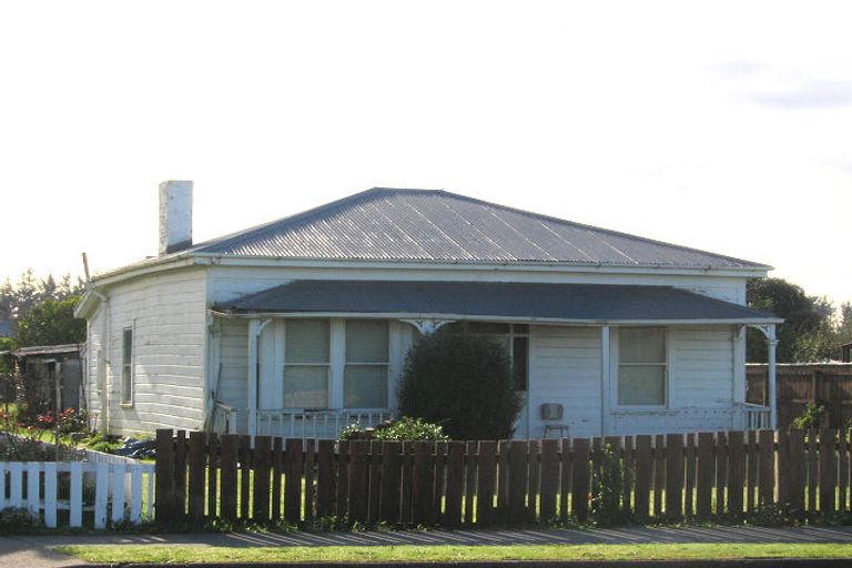 Photo of property in 10 Waerenga Road, Otaki, 5512