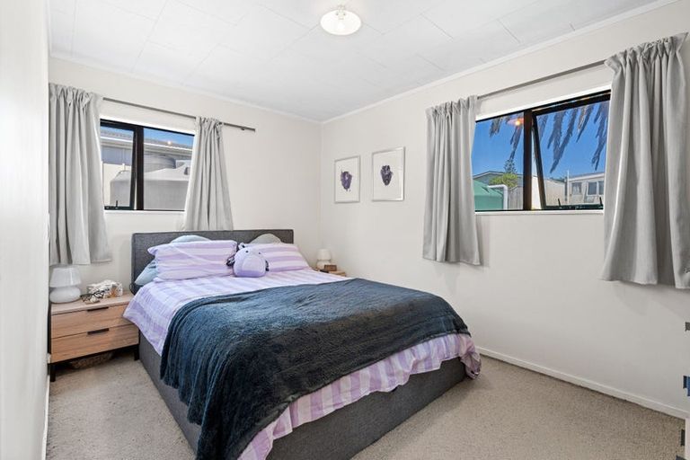 Photo of property in 124 Park Avenue, Waitarere Beach, Levin, 5510