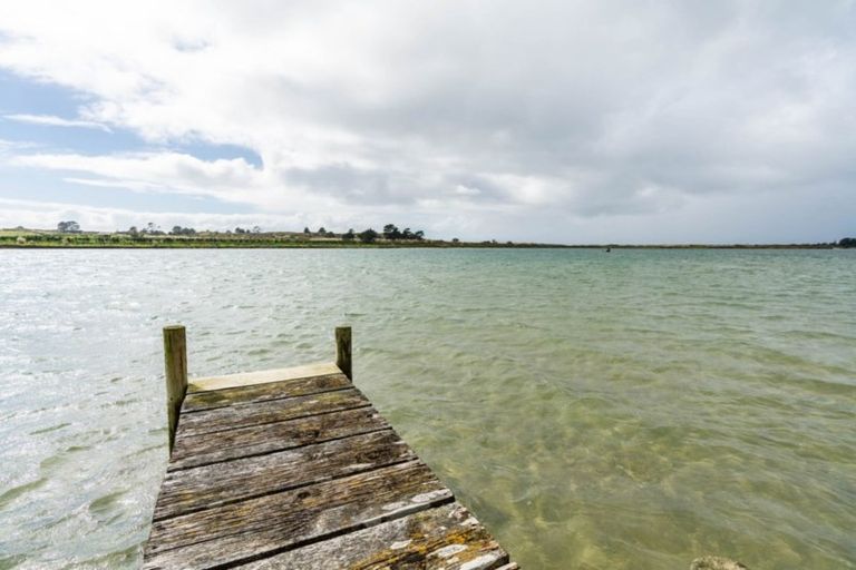 Photo of property in 4 Riverview Place, Waipu, 0582