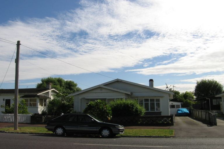 Photo of property in 18 Moa Road, Point Chevalier, Auckland, 1022