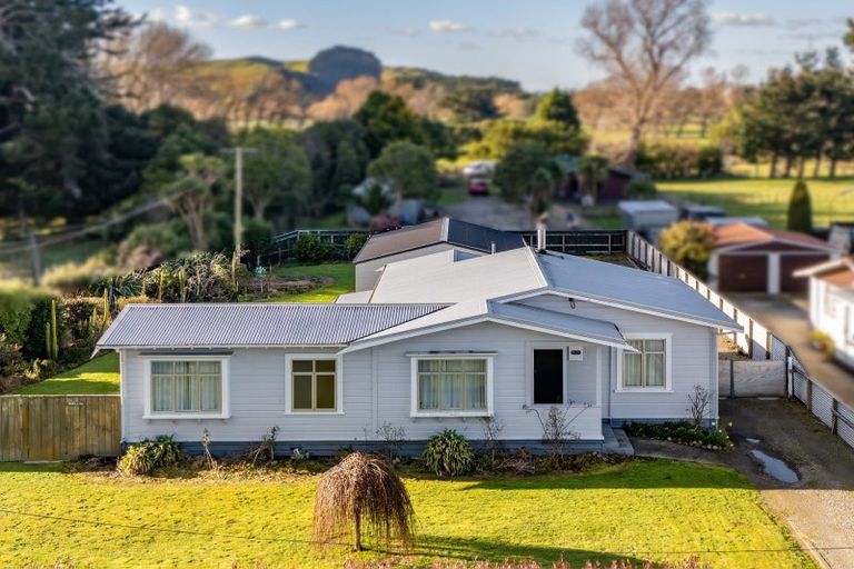 Photo of property in 50 Tararua Street, Pahiatua, 4910