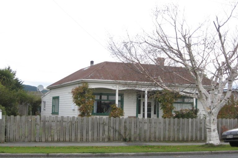 Photo of property in 53 Chaucer Street, Milton, 9220