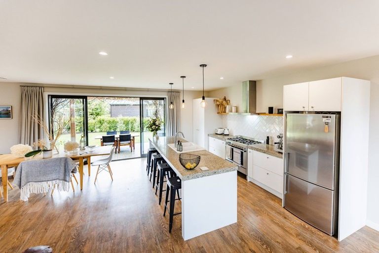 Photo of property in 42 Mcadam Drive, Jacks Point, Queenstown, 9371