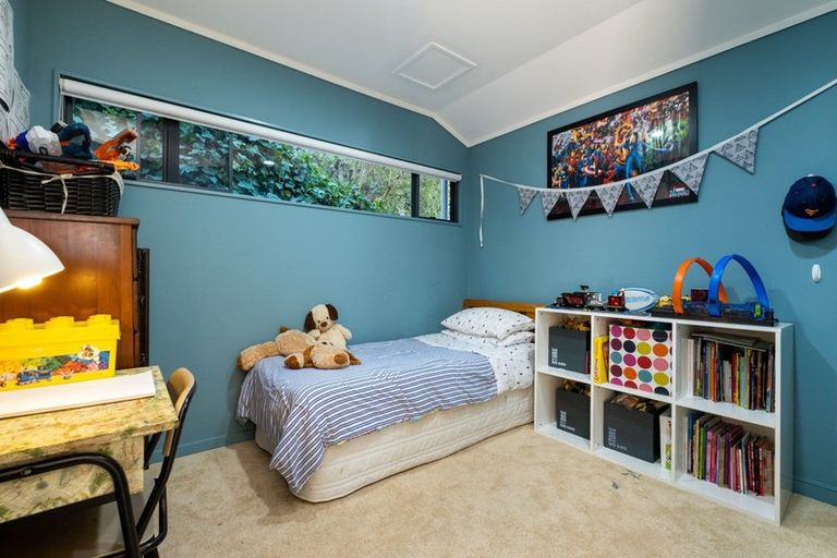 Photo of property in 13 Amner Place, Bluff Hill, Napier, 4110