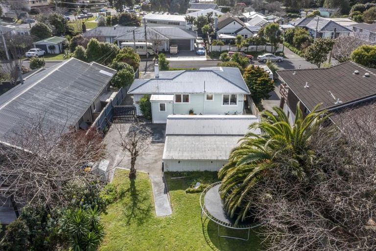 Photo of property in 8 Fincham Road, Raumati Beach, Paraparaumu, 5032