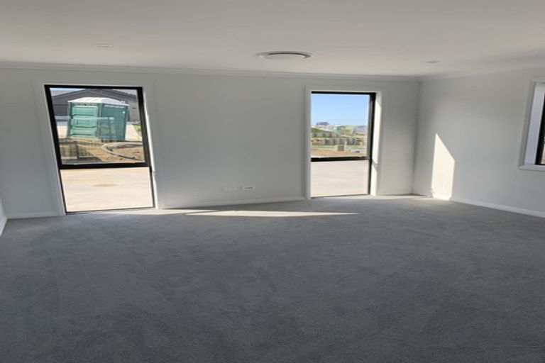 Photo of property in 10 Oyster Drive, Cooks Beach, Whitianga, 3591