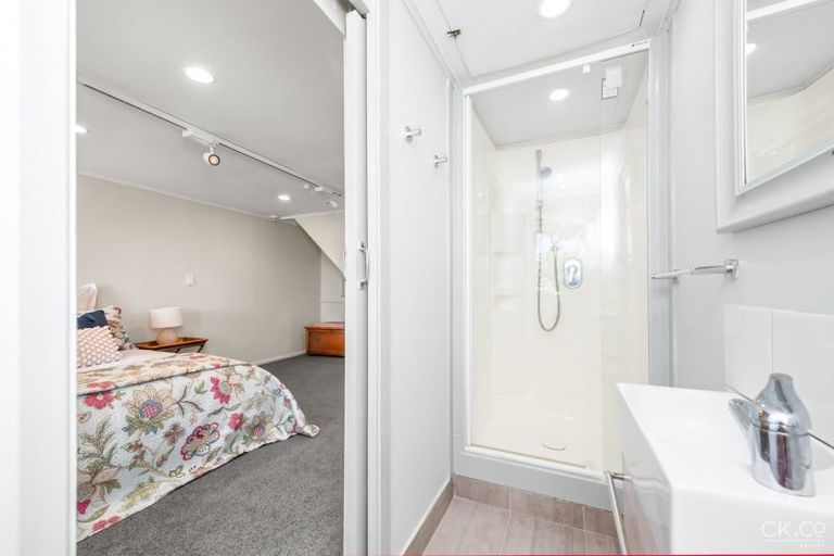 Photo of property in 7 Damian Grove, Waterloo, Lower Hutt, 5011