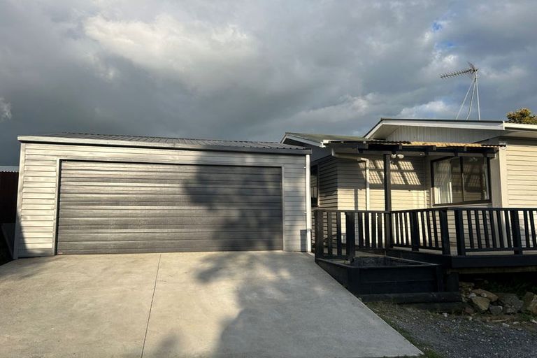 Photo of property in 67 Collins Road, Melville, Hamilton, 3206